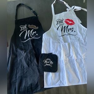 Mr. & Mrs. Aprons